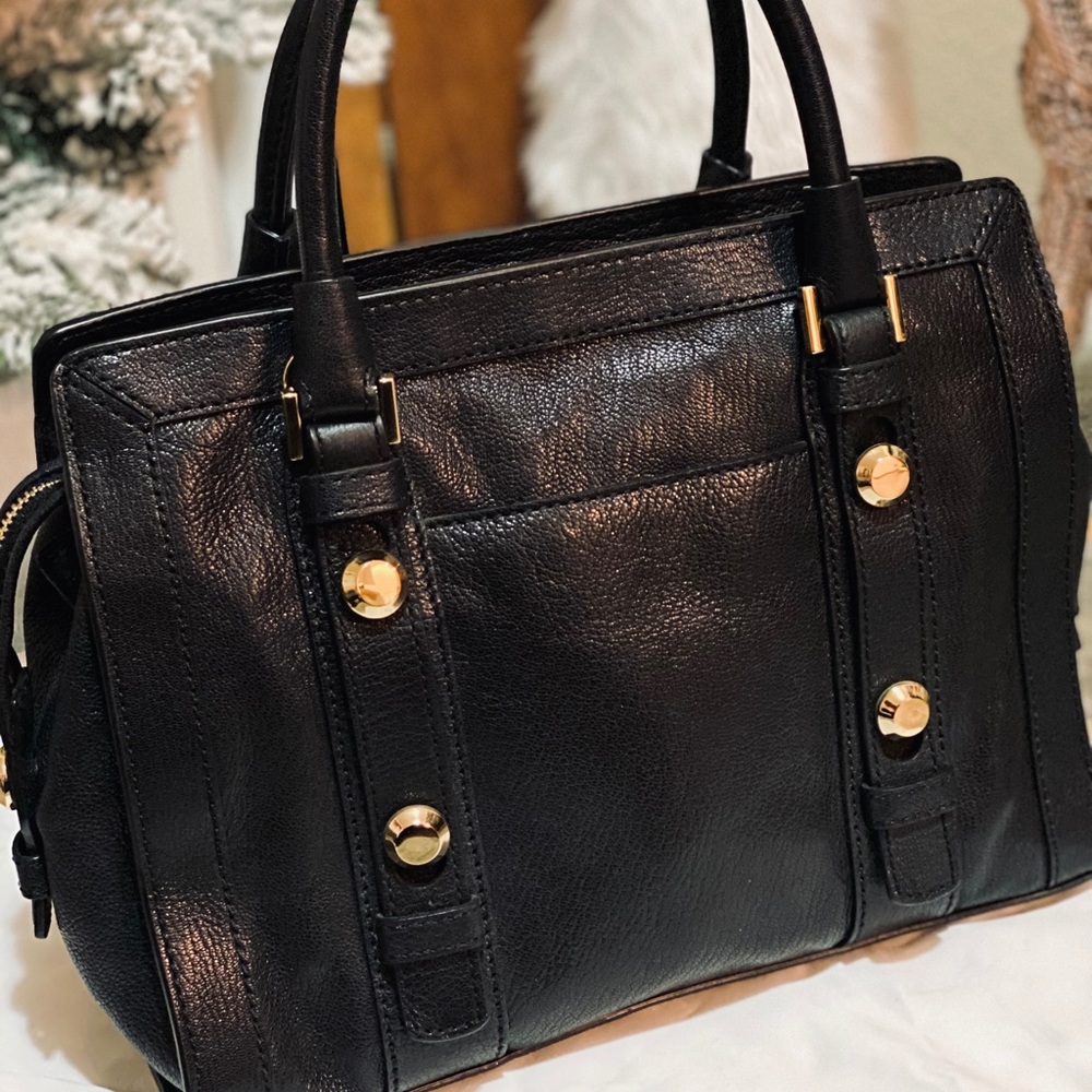 Authentic Michael Kors black leather handbag - Picture 6 of 6